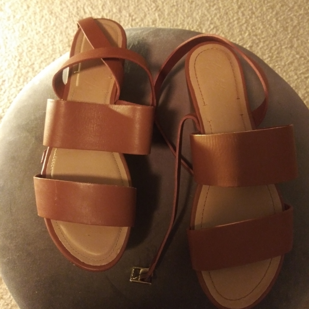 Women Elizabeth & James Leather Sandals